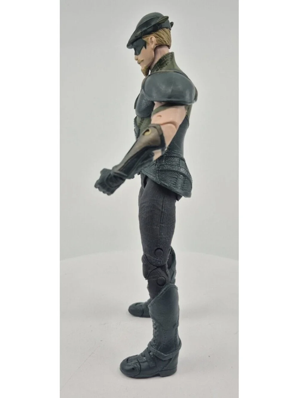 McFarlane Toys DC Direct Page Punchers Injustice 2 Green Arrow Figure Loose